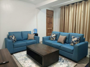 Pine 2 bedroom apartment with a pool